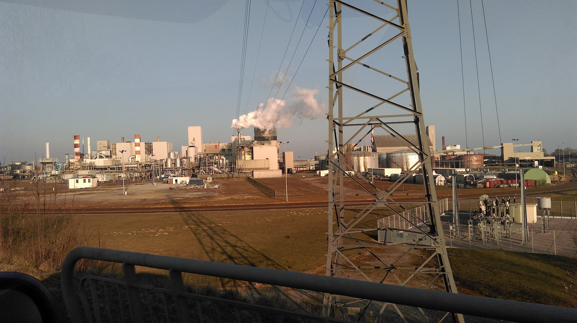 Hackschnitzelbrecherantrieb – Biomasseanlage Frankreich - Bild 1